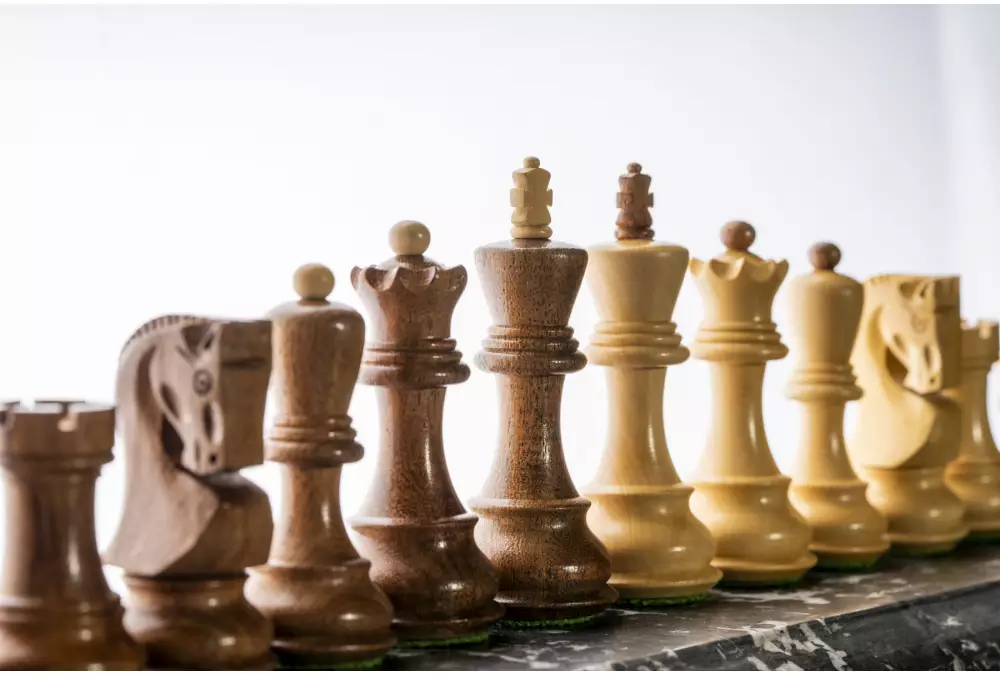 Figury szachowe Zagreb Akacja indyjska/Bukszpan 3,75 cala Rzeźbione Drewniane